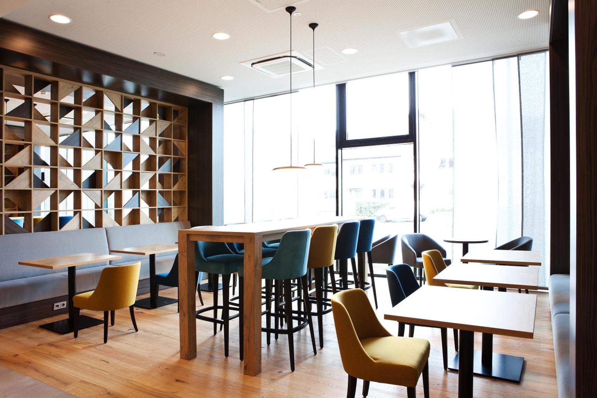 Hampton By Hilton Aachen Tivoli Hotel Екстериор снимка