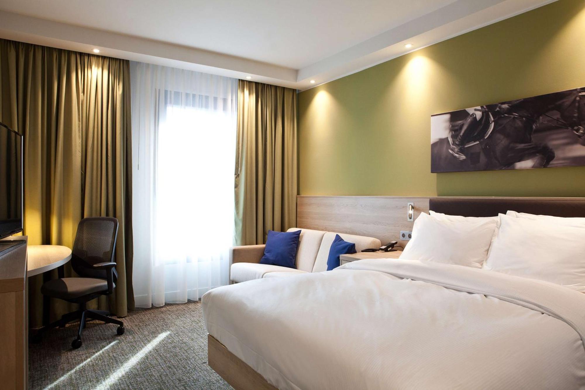 Hampton By Hilton Aachen Tivoli Hotel Екстериор снимка
