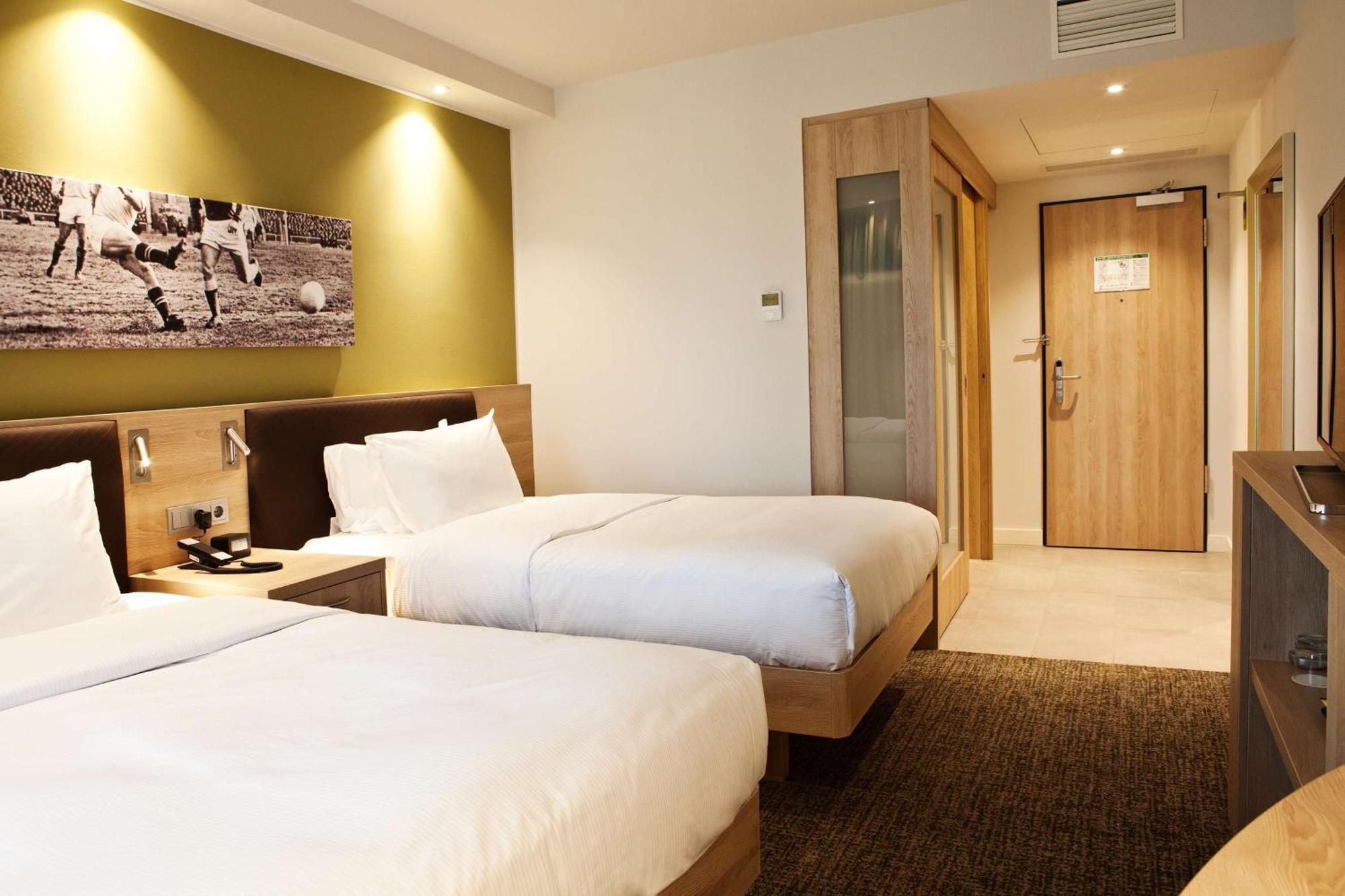 Hampton By Hilton Aachen Tivoli Hotel Екстериор снимка